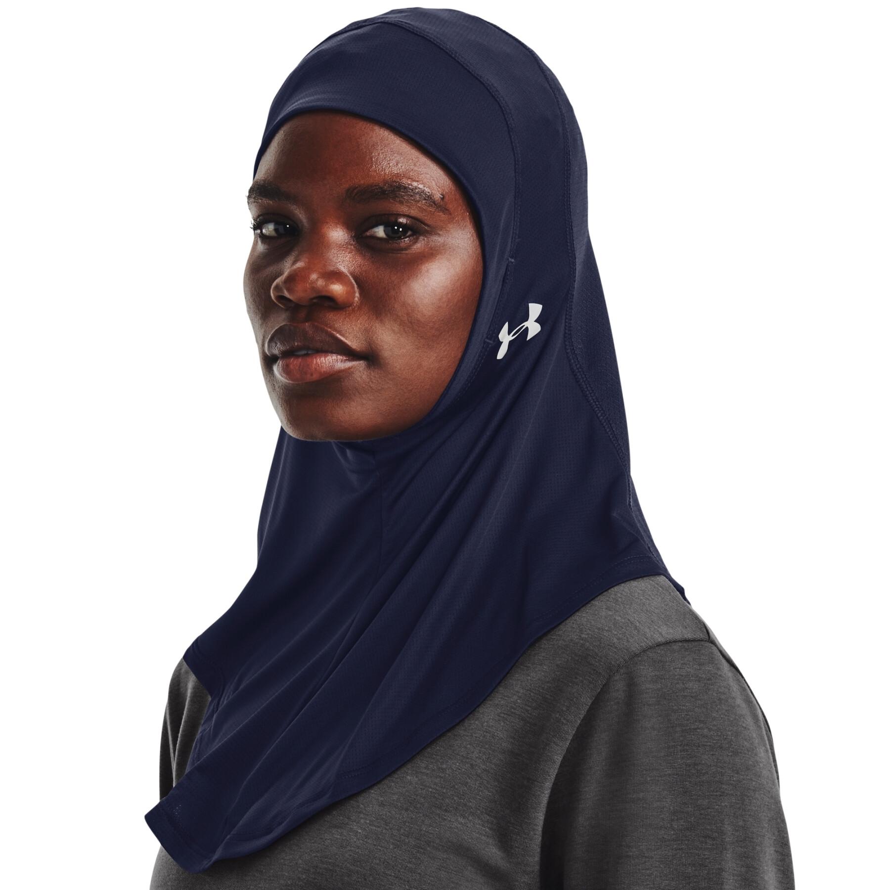 Sport-Hijab Frau Under Armour